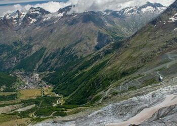 Schweiz: Deutsche Bergsteigerin in den Alpen tödlich verunglückt