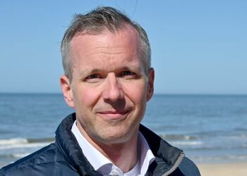 Sylt: Bürgermeister Nikolas Häckel muss sich Abwahlverfahren stellen