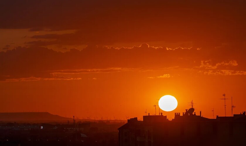 Un martes estable con ascenso de temperaturas que traen la primera ola de calor