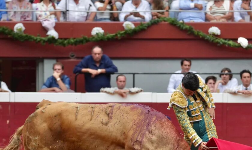 ¿Cuánto dura un desamor? Un mar de trincherazos de Pablo Aguado