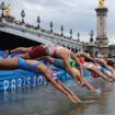 Les triathlètes plongent dans la Seine, épilogue d’une “situation ridicule”