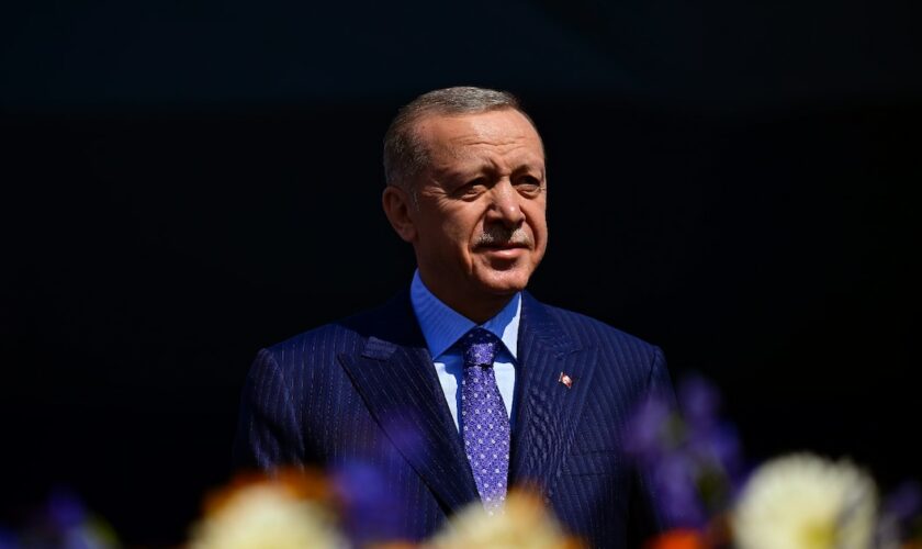 Le président turc Recep Tayyip Erdogan, participe à un meeting de campagne électorale, à Istanbul, le 24 mars 2024