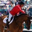 Olympic equestrian takes adorable selfie with horse after bronze medal win