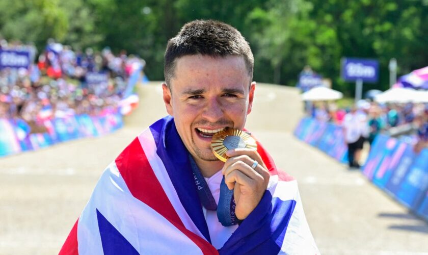 Olympics LIVE: Tom Pidcock in road race as Team GB eye rowing golds before Simone Biles and women’s 100m final