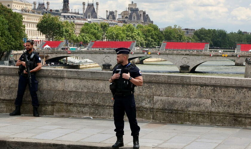 Un jeune néonazi projetant des actions violentes est entendu par la police