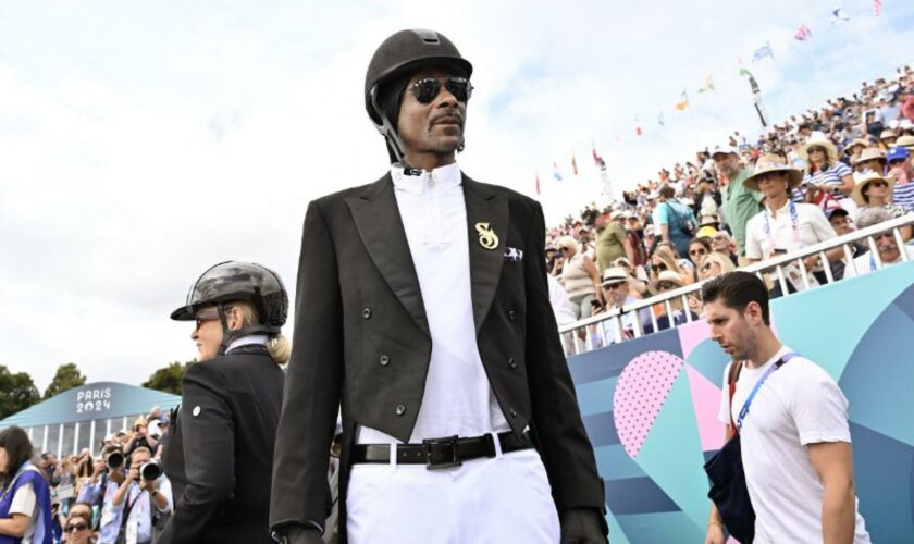 JO 2024 : Snoop Dogg à Versailles pour l’équitation a surpris tout le monde avec sa tenue