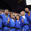 Judo aux JO de Paris : l’équipe de France médaillée d’or dans l’épreuve par équipes mixtes