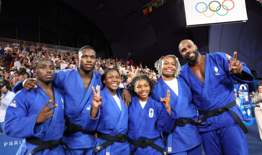 Judo aux JO de Paris : l’équipe de France médaillée d’or dans l’épreuve par équipes mixtes