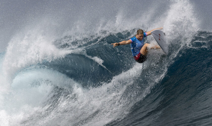 JO 2024 : à Tahiti, les épreuves de surf reportées à cause de la météo