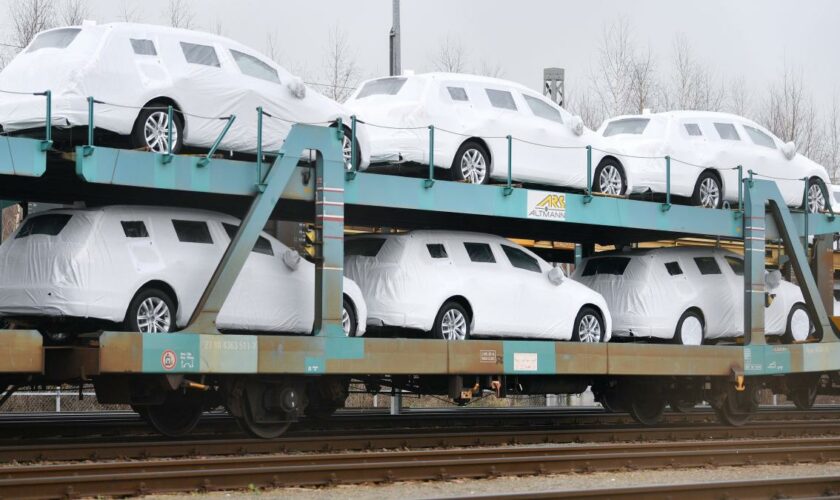 „Autoindustrie schlittert weiter in die Krise“ – Stimmung verschlechtert sich deutlich