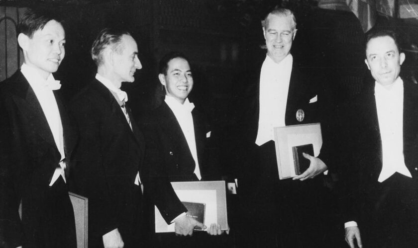 Nobel Prize-winning physicist Tsung-Dao Lee dies at age 97