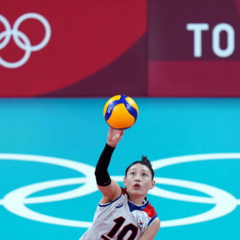 Pourquoi un joueur porte un maillot différent au volley ?