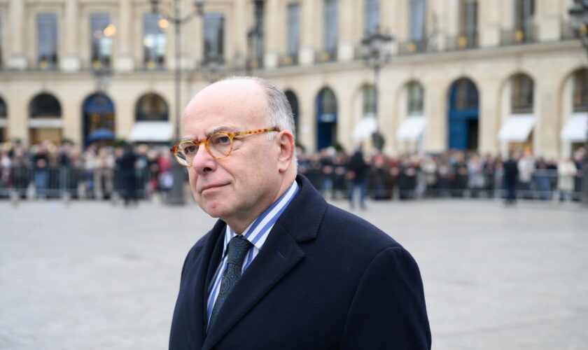 Bernard Cazeneuve Premier ministre : un profil de gauche qui pourrait plaire à Emmanuel Macron ?