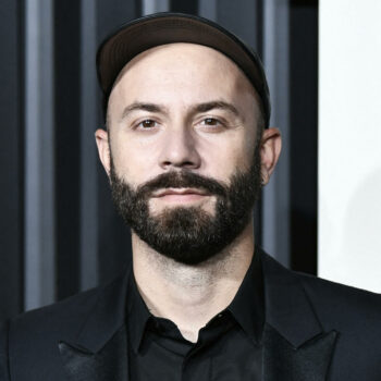 Woodkid s’insurge contre l’utilisation de son « hymne LGBT+ » par Donald Trump