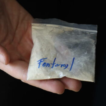 Fentanyl : la Chine annonce renforcer les contrôles sur les composants chimiques utilisés pour fabriquer la drogue