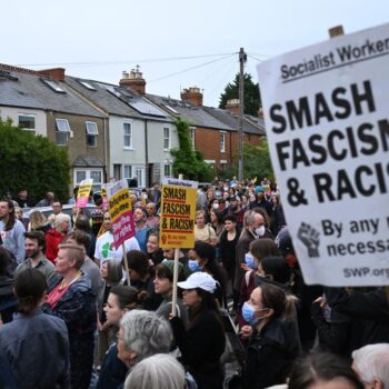 UK riots latest: Up to 25,000 counter-protesters march in clear message to far-right after 100 rallies planned