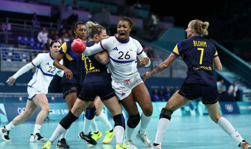 Handball aux JO de Paris : l’équipe de France féminine bat la Suède et se qualifie pour la finale