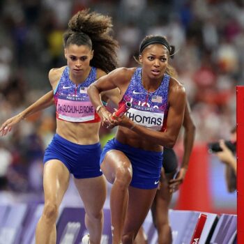 Team USA women's 4x400-meter relay dominates in gold medal win