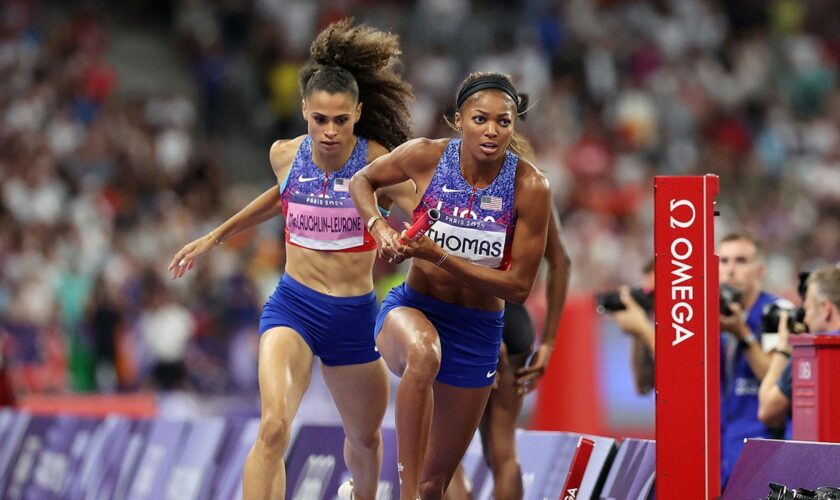 Team USA women's 4x400-meter relay dominates in gold medal win