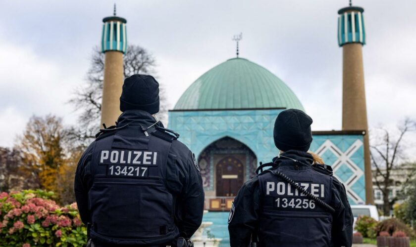 Hamburg: Verein klagt gegen Verbot und Schließung der Blauen Moschee