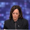 La vice-présidente américaine Kamala Harris au sommet mondial sur les risques de l'intelligence artificielle (IA), le 2 novembre 2023 à Bletchley Park, au Royaume-Uni