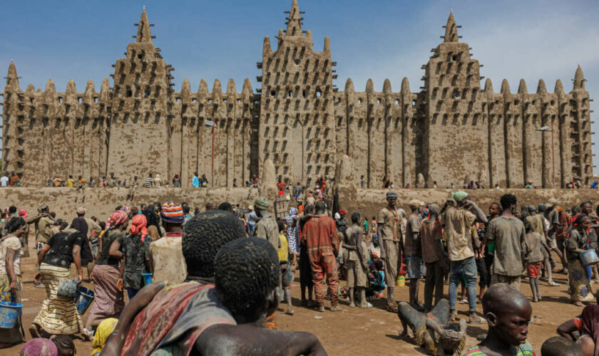 À Djenné, au Mali, guides et artisans rêvent d’une reprise du tourisme : “Je ne connais pas d’autre métier”