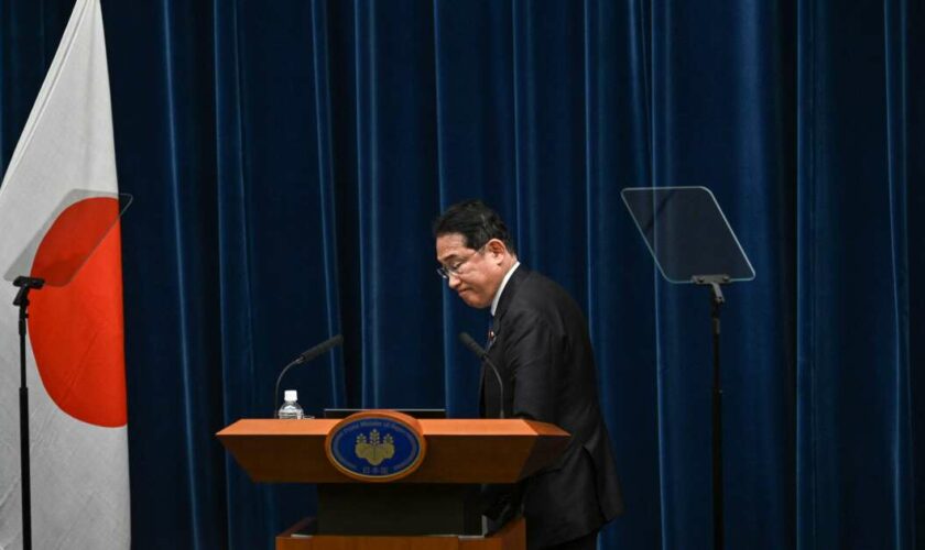 Japon : les grandes manœuvres débutent pour remplacer le Premier ministre Kishida