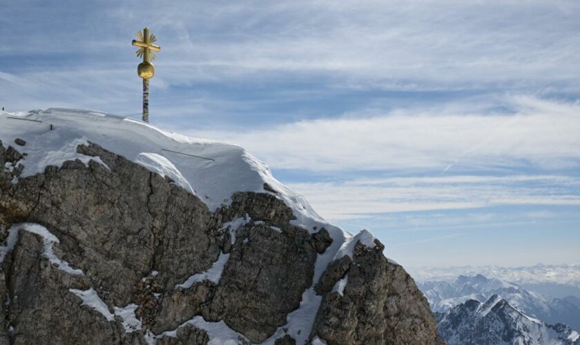 Rettungskräfte finden Wanderer tot in steiler Bergrinne