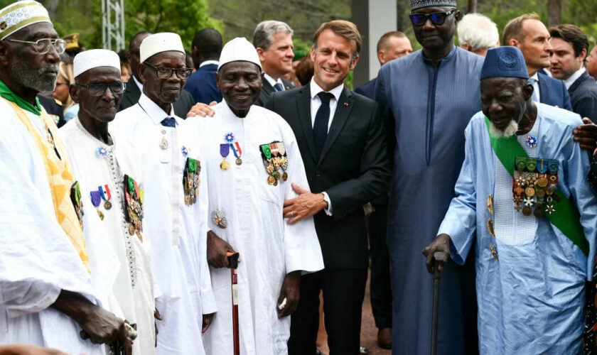 Débarquement de Provence : Emmanuel Macron rend hommage aux soldats coloniaux “oubliés”