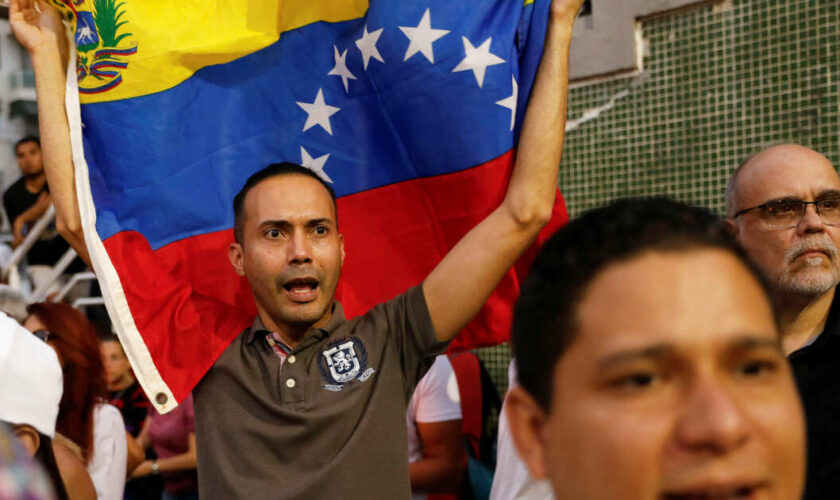 Venezuela : après l’opposition, le régime s’en prend aux ONG