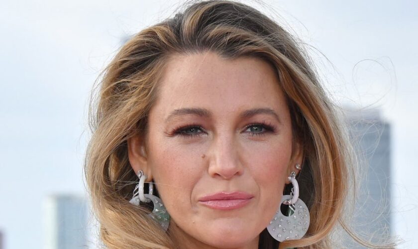 Blake Lively interviewer would ‘welcome’ an apology from the star after ‘rude’ chat goes viral