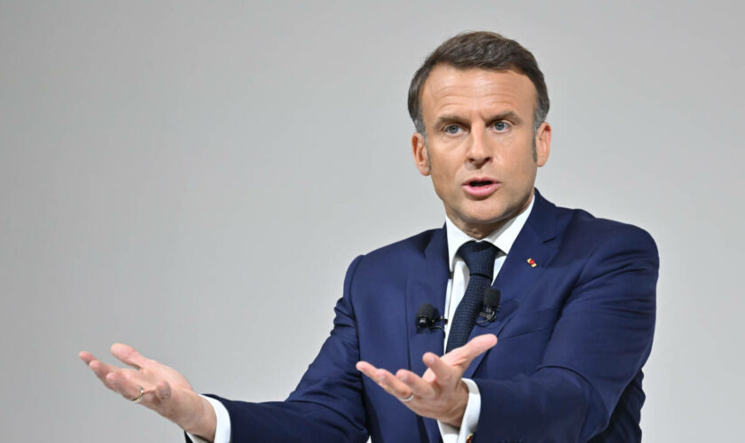 Consultations de Macron : vers une prolongation mardi ?