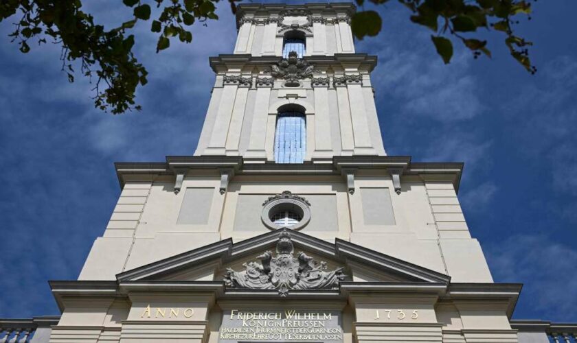 À peine restaurée, une église de Potsdam liée à l’histoire du nazisme a été maudite