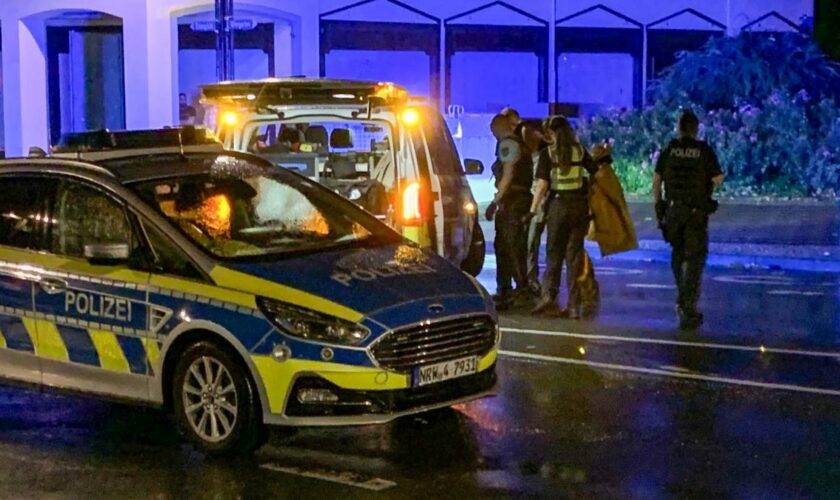 Mutmaßlicher Attentäter von Solingen stellt sich der Polizei