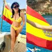 Salma Hayek flaunts bikini bod, 'white hair' in new photos