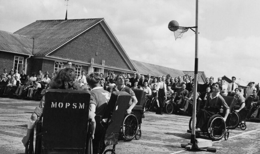 Les Jeux paralympiques sont nés à Stoke Mandeville en Angleterre et c’est là que la flamme a été allumée