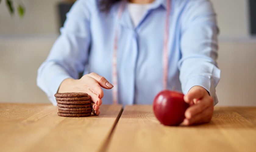 Woman throws away in-law’s homemade cookies after deeming them ‘unhealthy’