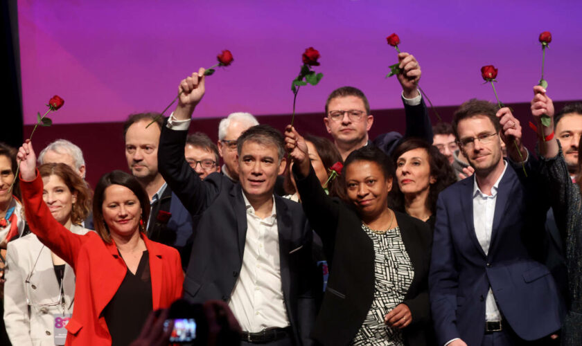 Le PS divisé sur la censure d’un gouvernement mené par une personnalité de gauche