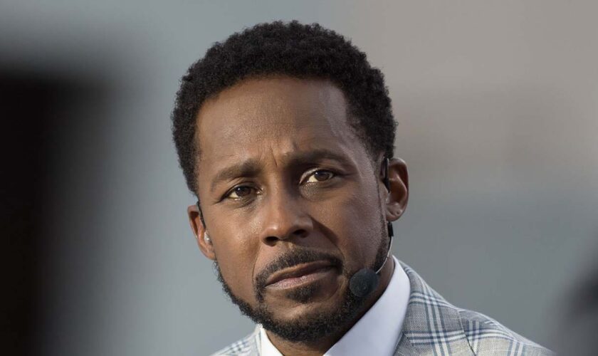 Desmond Howard defends Deion Sanders, cites need to protect mental health amid controversial reporter ban