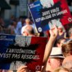 Hunderte Menschen protestieren in Südfrankreich gegen Antisemitismus