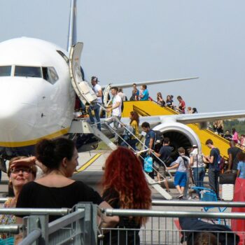 Netherlands: Ryanair operated Boeing 737-8AS at Eindhoven Airport. Photo from 12. August 2015. Photo by: Daniel Kalker/picture-alliance/dpa/AP Images