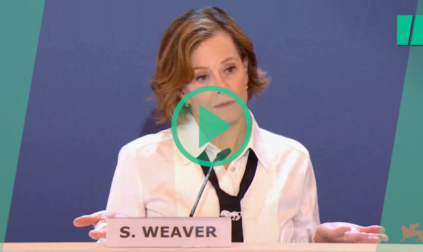 À la Mostra de Venise 2024, Sigourney Weaver n’en peut plus de cette question sur ses rôles de « femme forte »