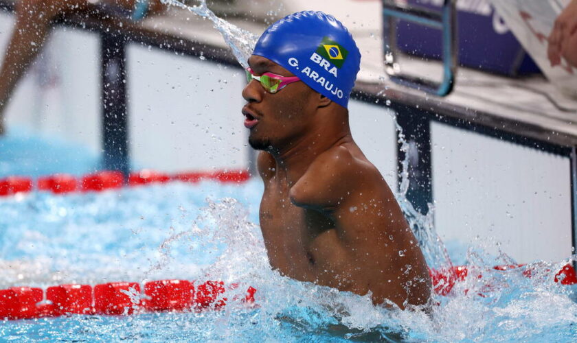 Natation aux Jeux paralympiques 2024 : Gabriel dos Santos Araujo, le don d’onduler