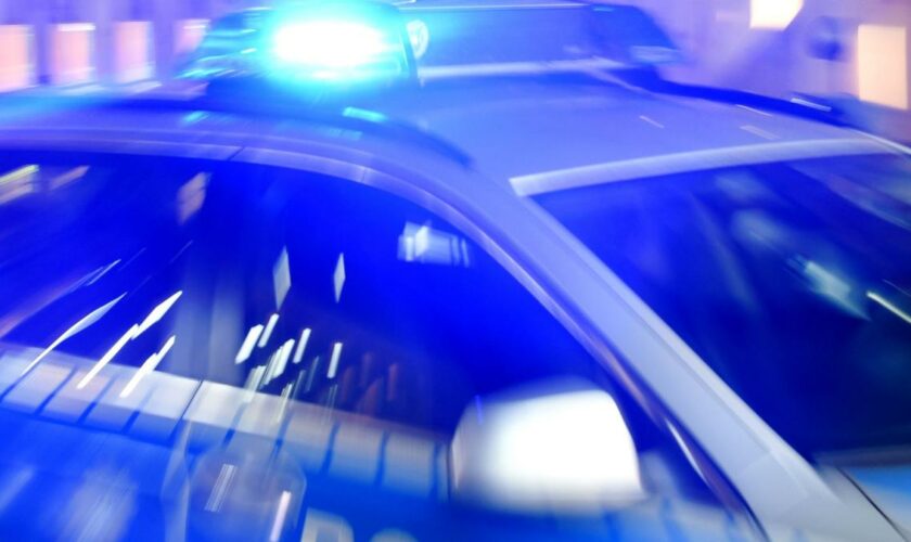 Frau (32) attackiert Menschen im Bus mit Messer – fünf Verletzte