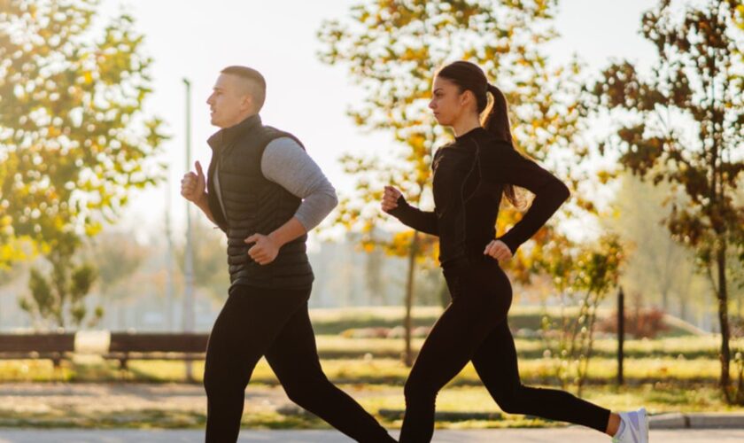 Boyfriend criticized for not being supportive of his girlfriend running half-marathon