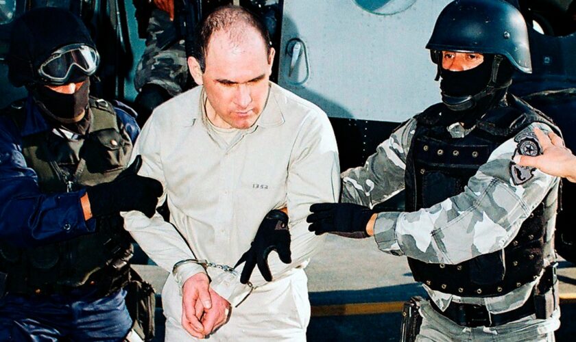 Former Mexican drug cartel leader who generated 'new era' of organized crime is released from US prison