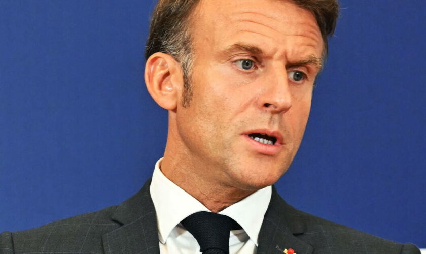 Choix du Premier ministre : les insoumis appellent les parlementaires à destituer Macron pour «défendre la démocratie»