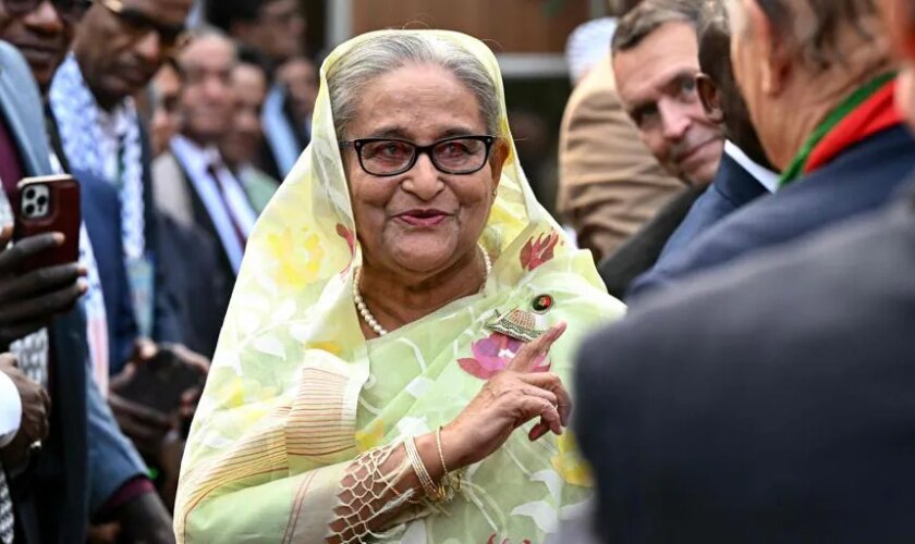 Abren una causa penal contra la ex primera ministra de Bangladesh por la violencia durante las protestas