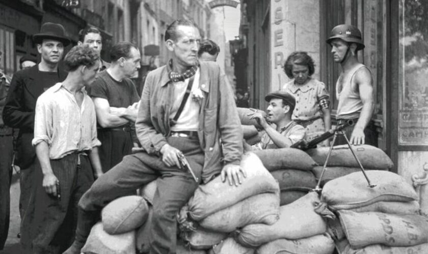 Août 1944 : découvrez ces images inédites de la Libération de Paris