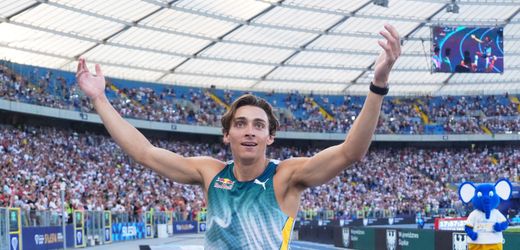 Armand Duplantis steigert den Weltrekord im Stabhochsprung auf 6,26 Meter